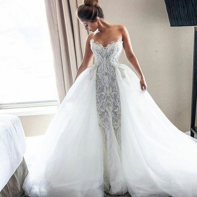 Strapless Sexy Lace Wedding Dresses Puffy Tulle Overskirt Bride