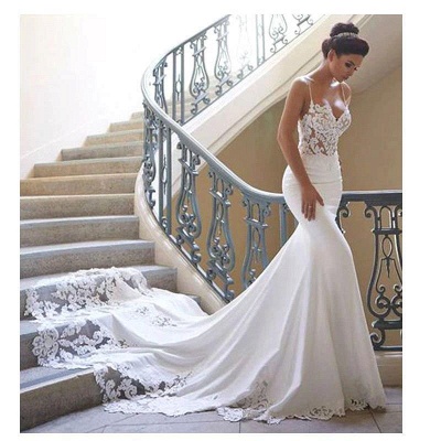 Affordable Spaghetti Strap White Wedding Dress Lace Appliques Chapel Train Bridal Gowns On Sale_1