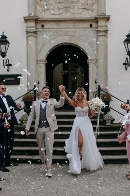 Sexy Strapless Sleeveless Column Floor-Length Tulle Wedding Dresses with Appliques_5