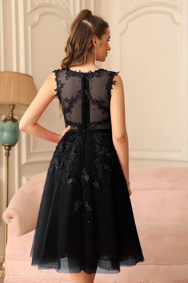 Luxurious Knee-Length Sleeveless Tulle Prom Dress With Lace Appliques_6