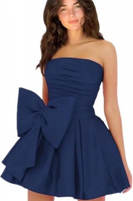 Elegante vestido de fiesta corto de encaje sin tirantes azul real_15