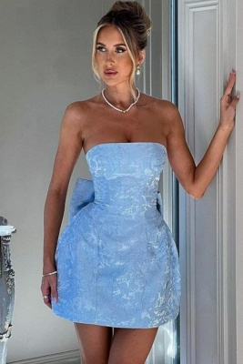 Lindo vestido de baile de renda azul-celeste sem alças online_9