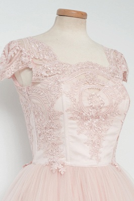 Cute Pink Short Lace Homecoming Dresses Latest Natural Mini Cocktail Gowns_4