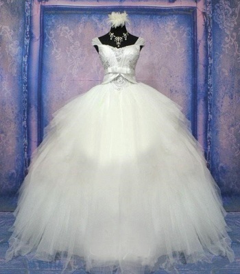 Luxurious Crystal Ball Gown Princess Dress with Beadings Tulle Bowknot Lace-Up Wedding Gown_1