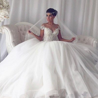 Affordable Off-the-Shoulder V-Neck Wedding Dresses Princess Ball Gown Sleeveless Bridal Gowns Online_4